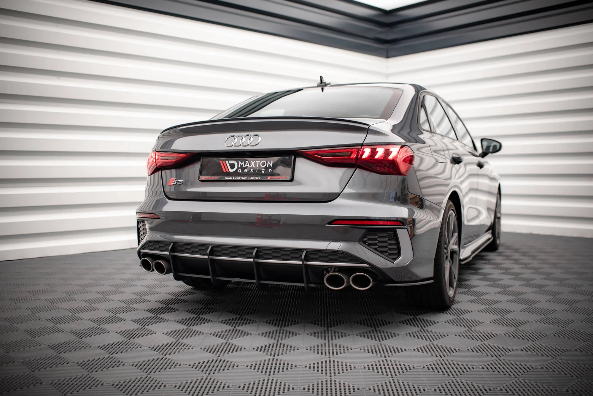 STREET PRO REAR SIDE SPLITTERS AUDI S3 SEDAN 8Y - Image 4