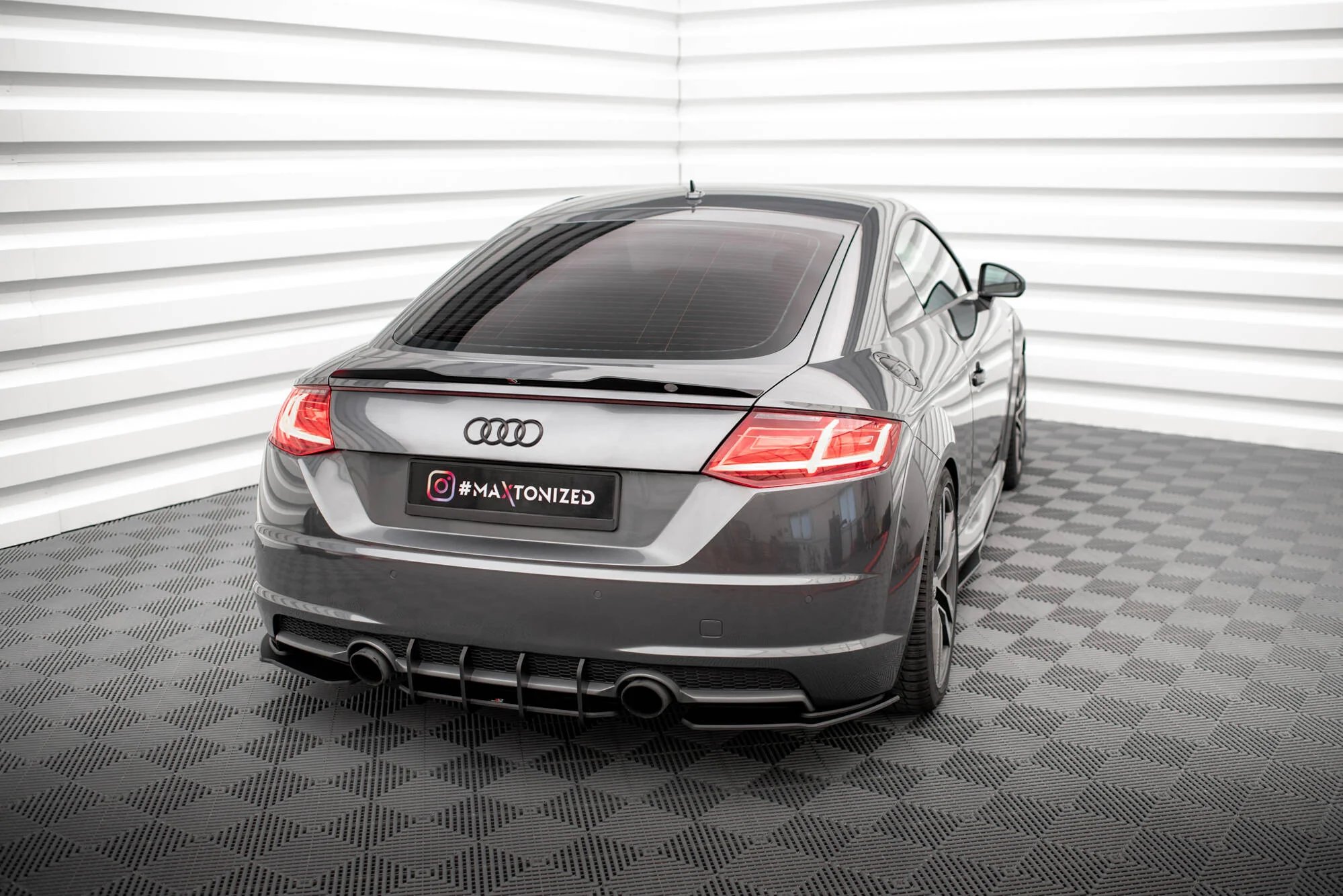Street Pro Rear Side Splitters Audi TT S-Line 8S - Image 2