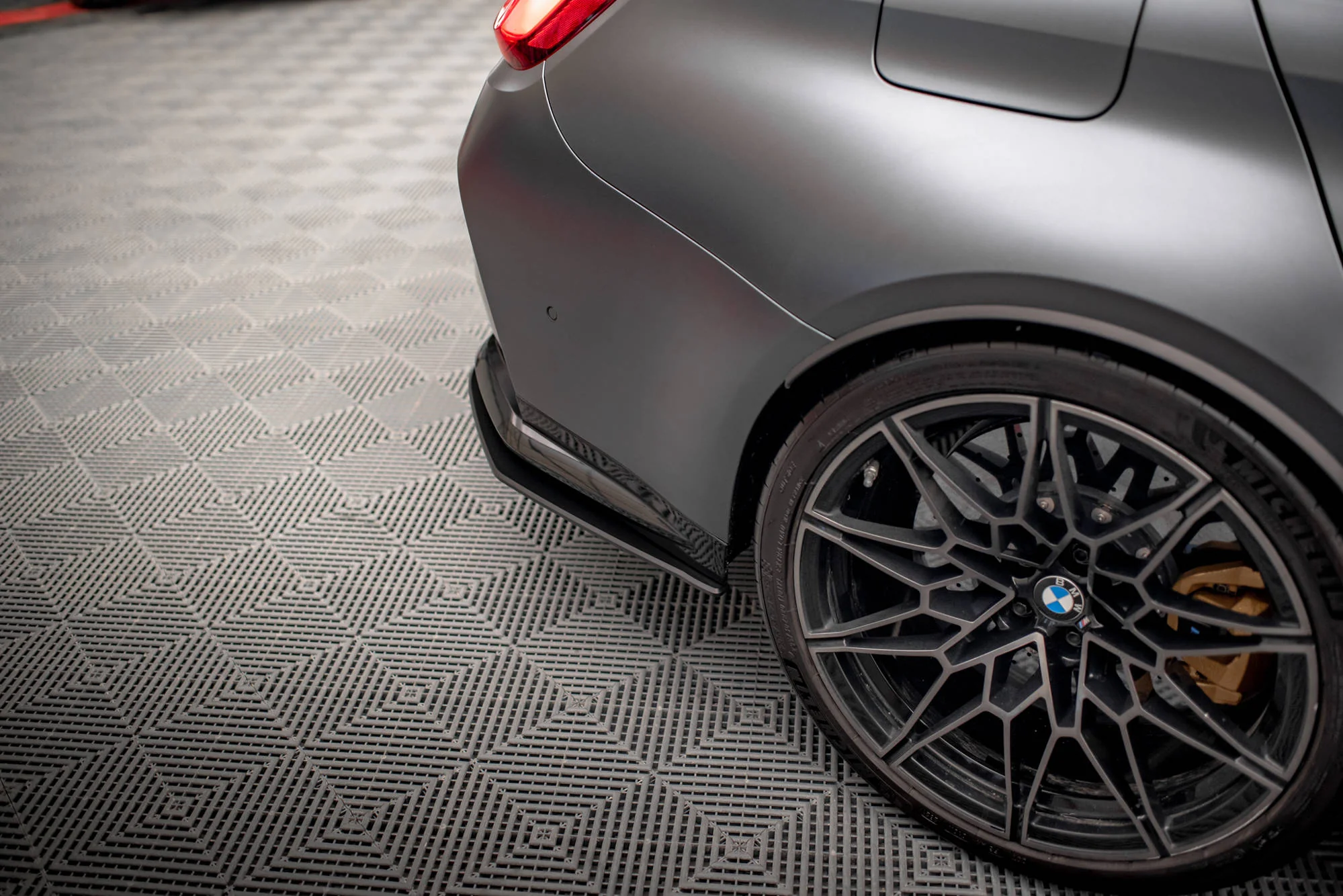 STREET PRO REAR SIDE SPLITTERS BMW M3 G80 - Image 3
