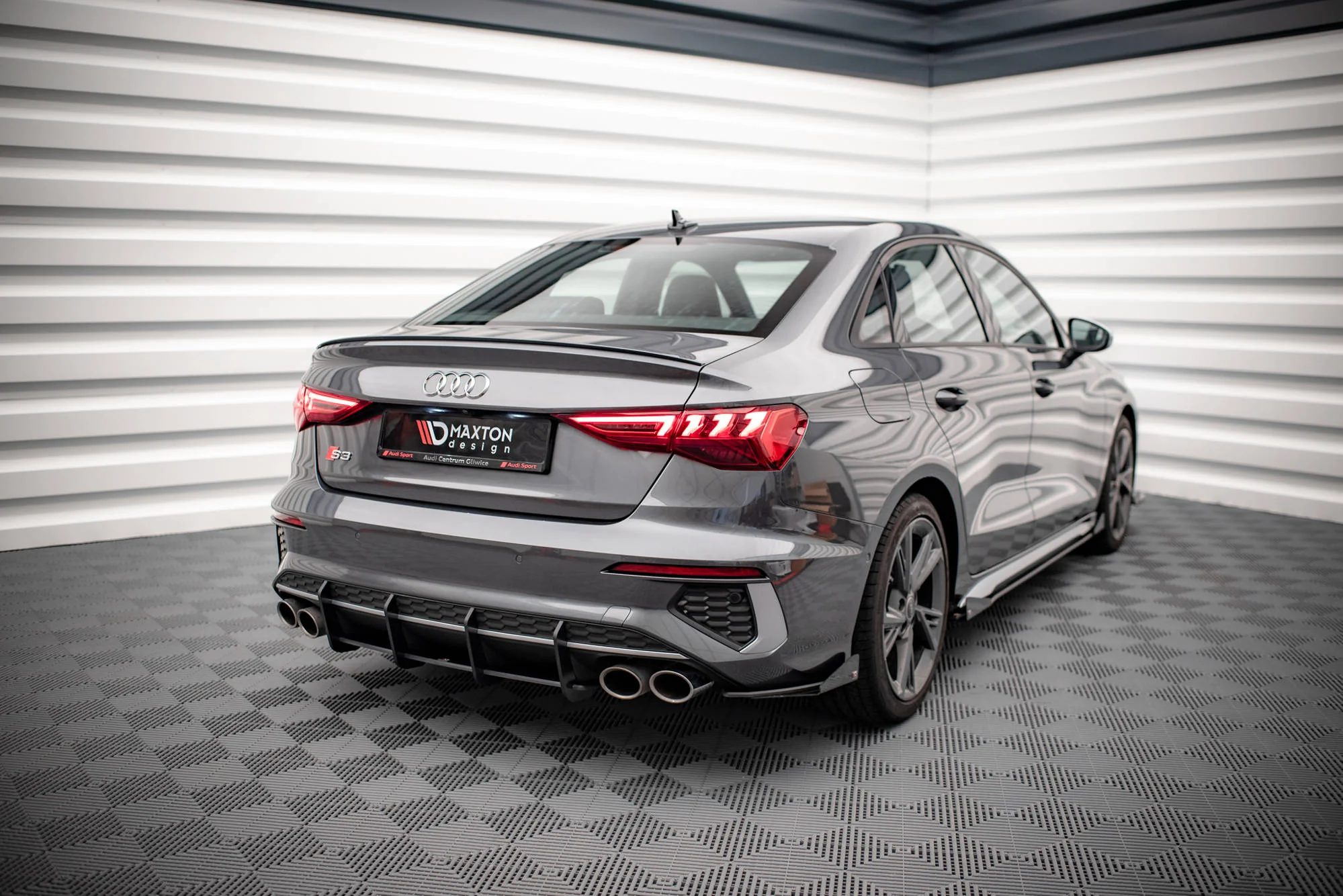 STREET PRO REAR SIDE SPLITTERS + FLAPS AUDI S3 SEDAN 8Y - Image 3