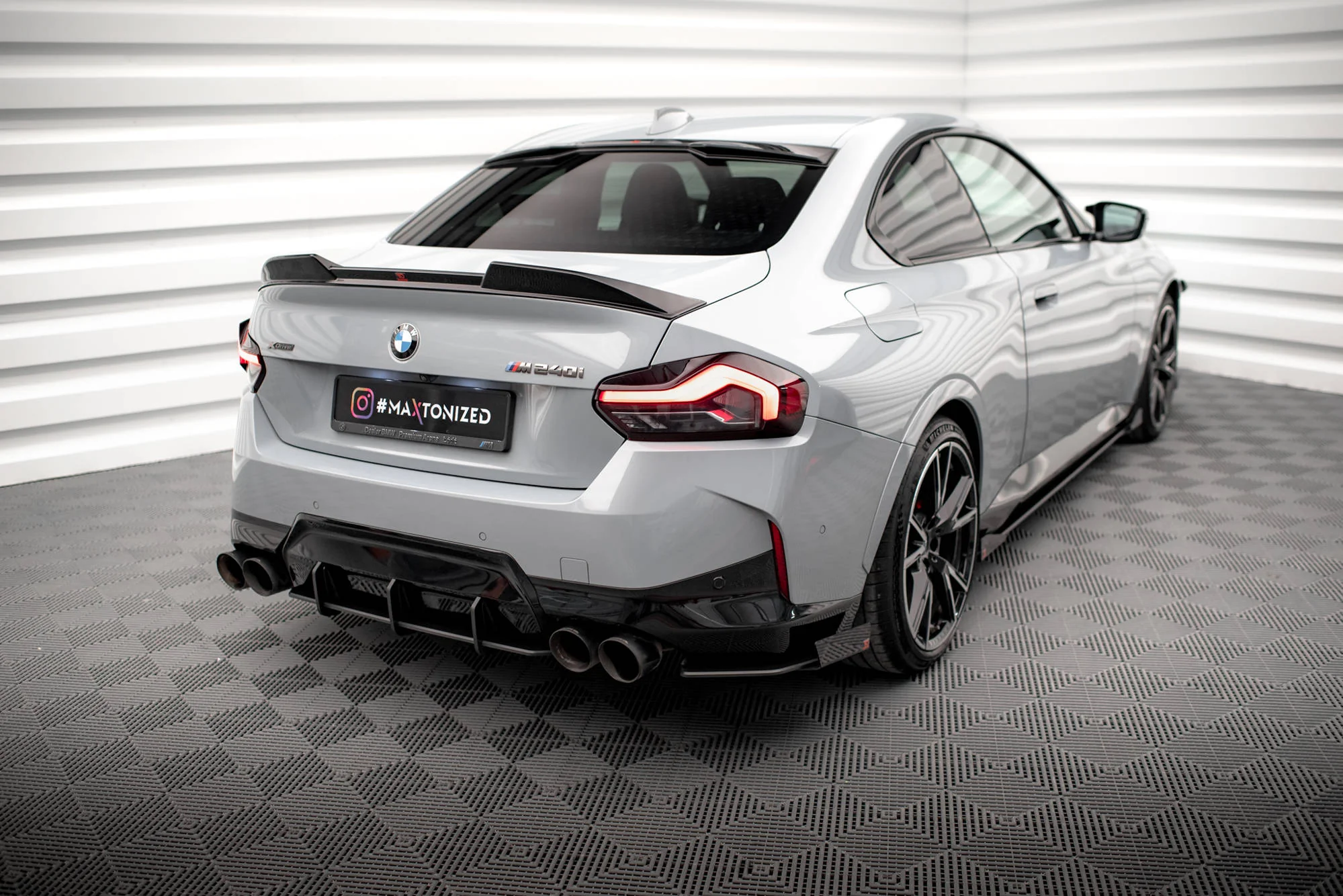 STREET PRO REAR SIDE SPLITTERS + FLAPS BMW 2 COUPE M240I G42 - Image 4