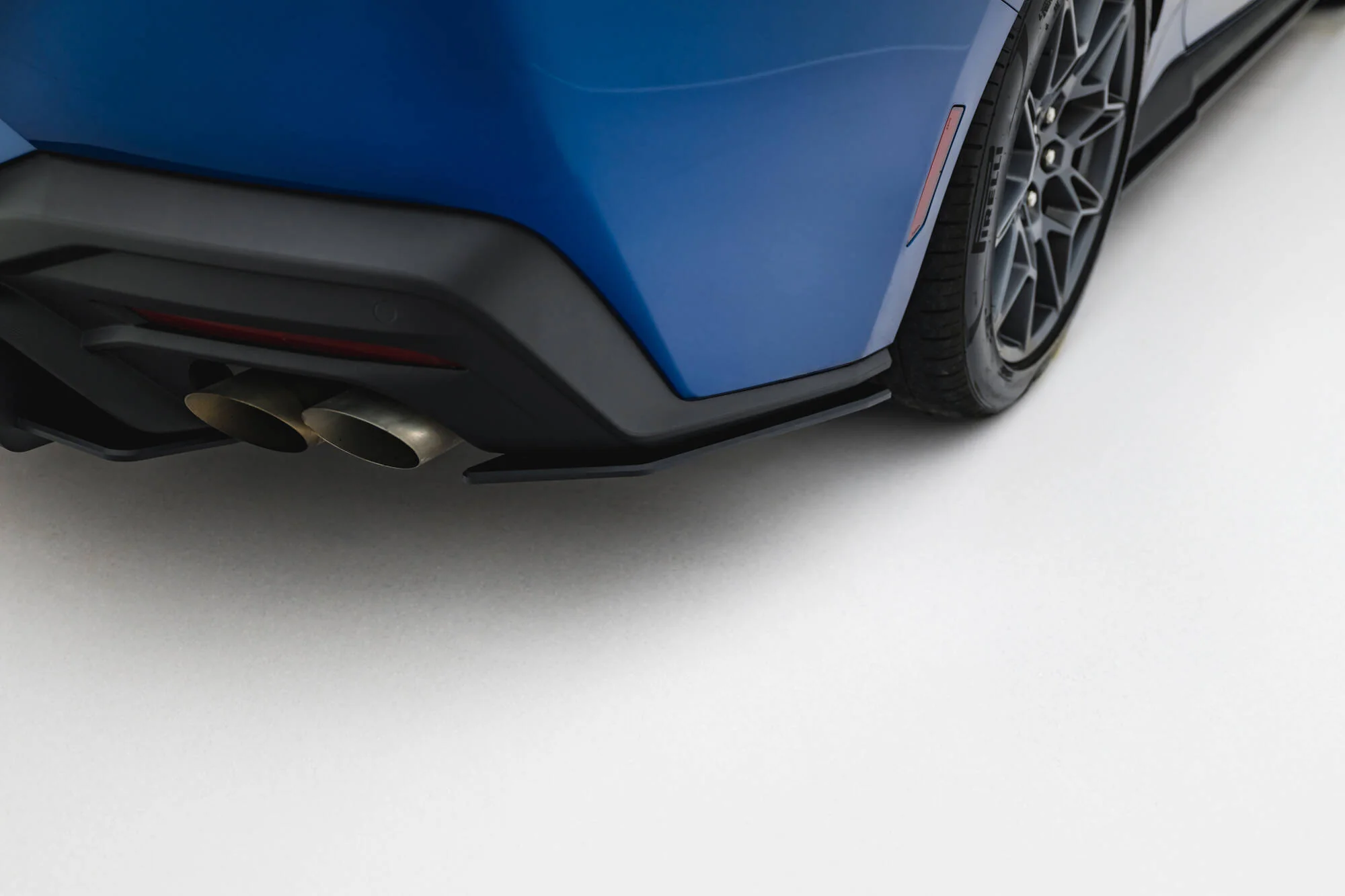 Street Pro Rear Side Splitters Ford Mustang GT Mk7 - Image 3
