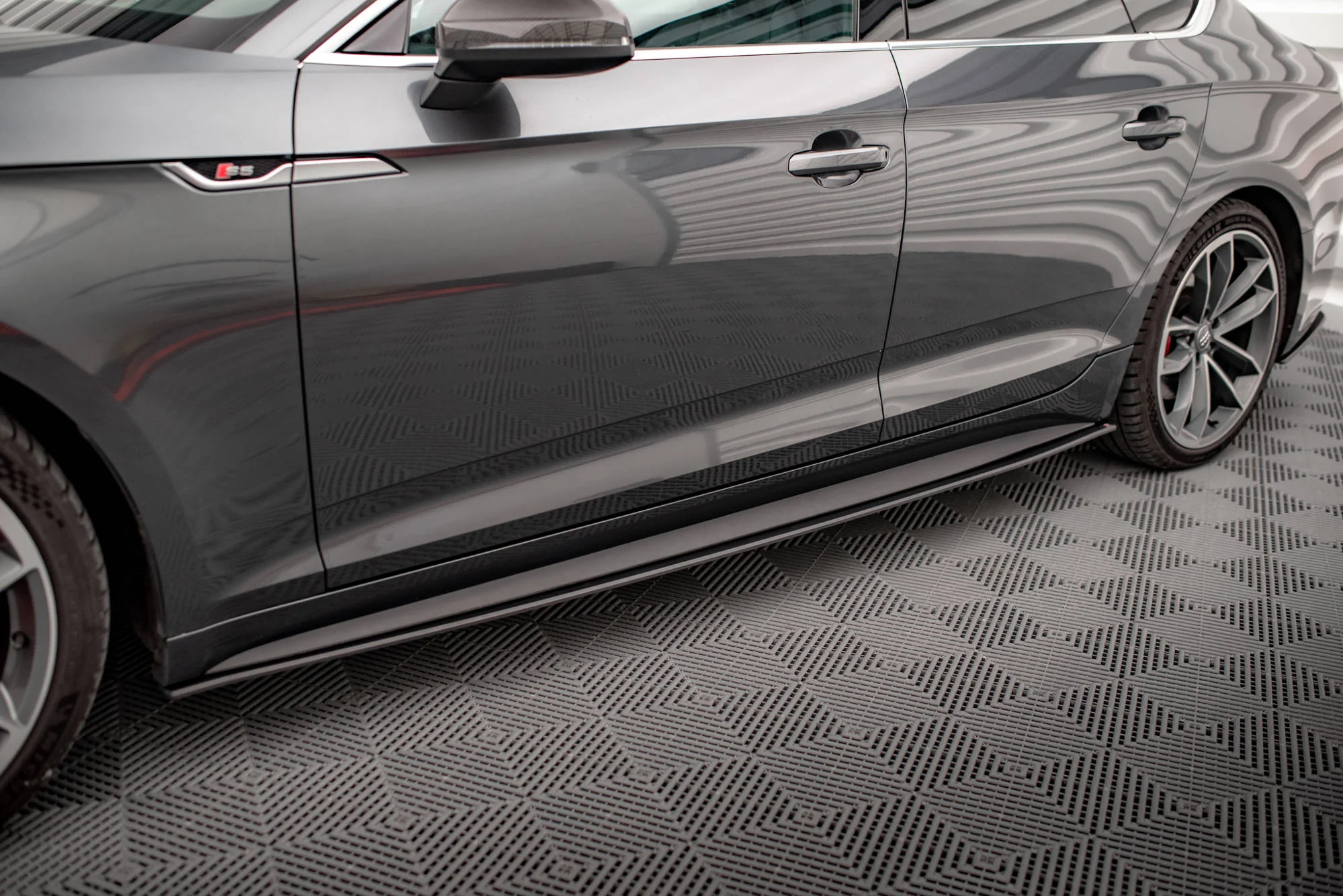 STREET PRO SIDE SKIRTS DIFFUSERS AUDI A5 S-LINE / S5 SPORTBACK F5 - Image 3
