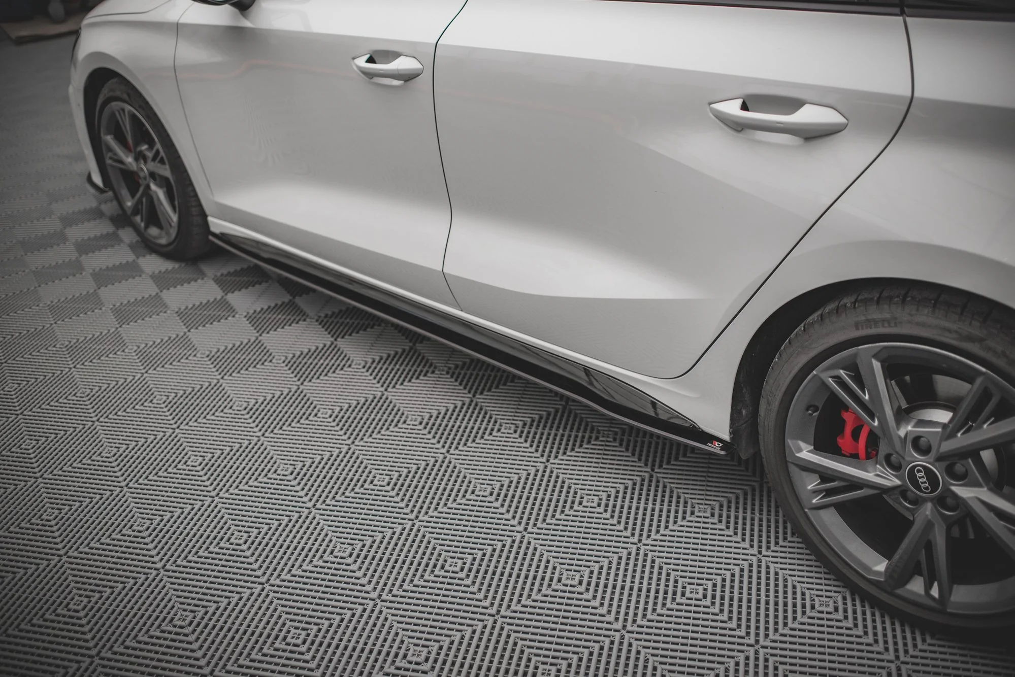 STREET PRO SIDE SKIRTS DIFFUSERS AUDI S3 / A3 S-LINE 8Y - Image 4