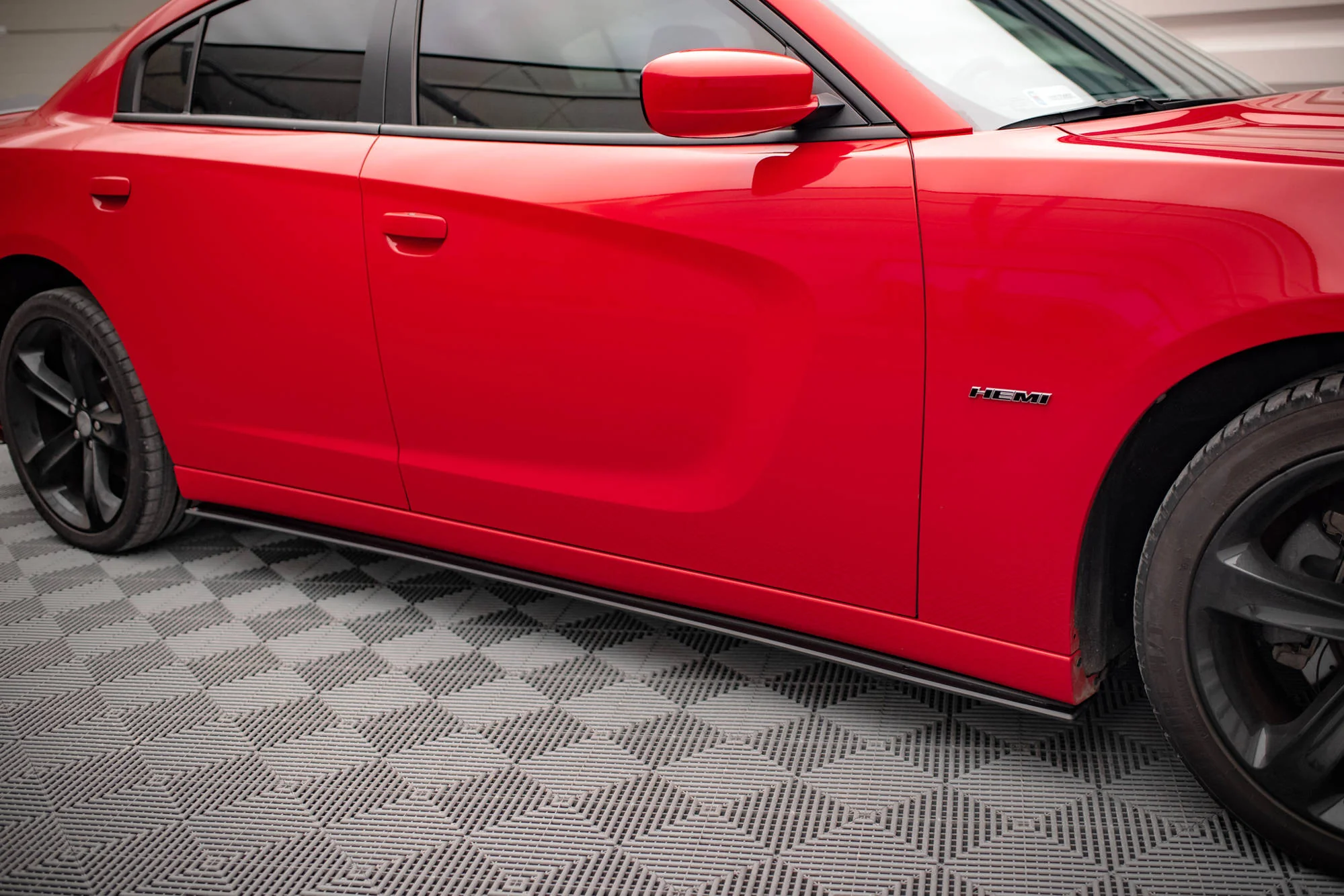 STREET PRO SIDE SKIRTS DIFFUSERS DODGE CHARGER RT MK7 FACELIFT - Image 3