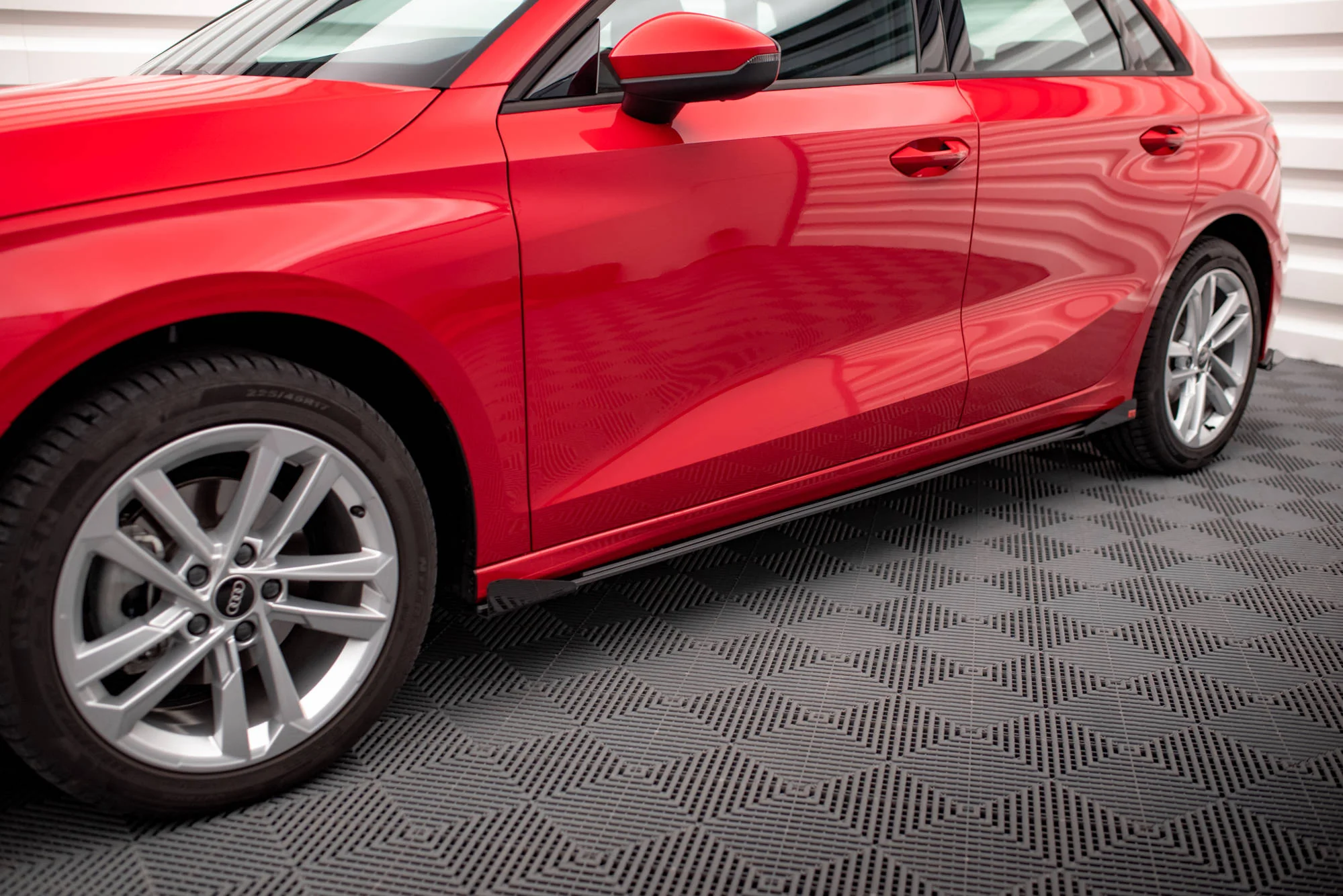 STREET PRO SIDE SKIRTS DIFFUSERS + FLAPS AUDI A3 8Y - Image 4