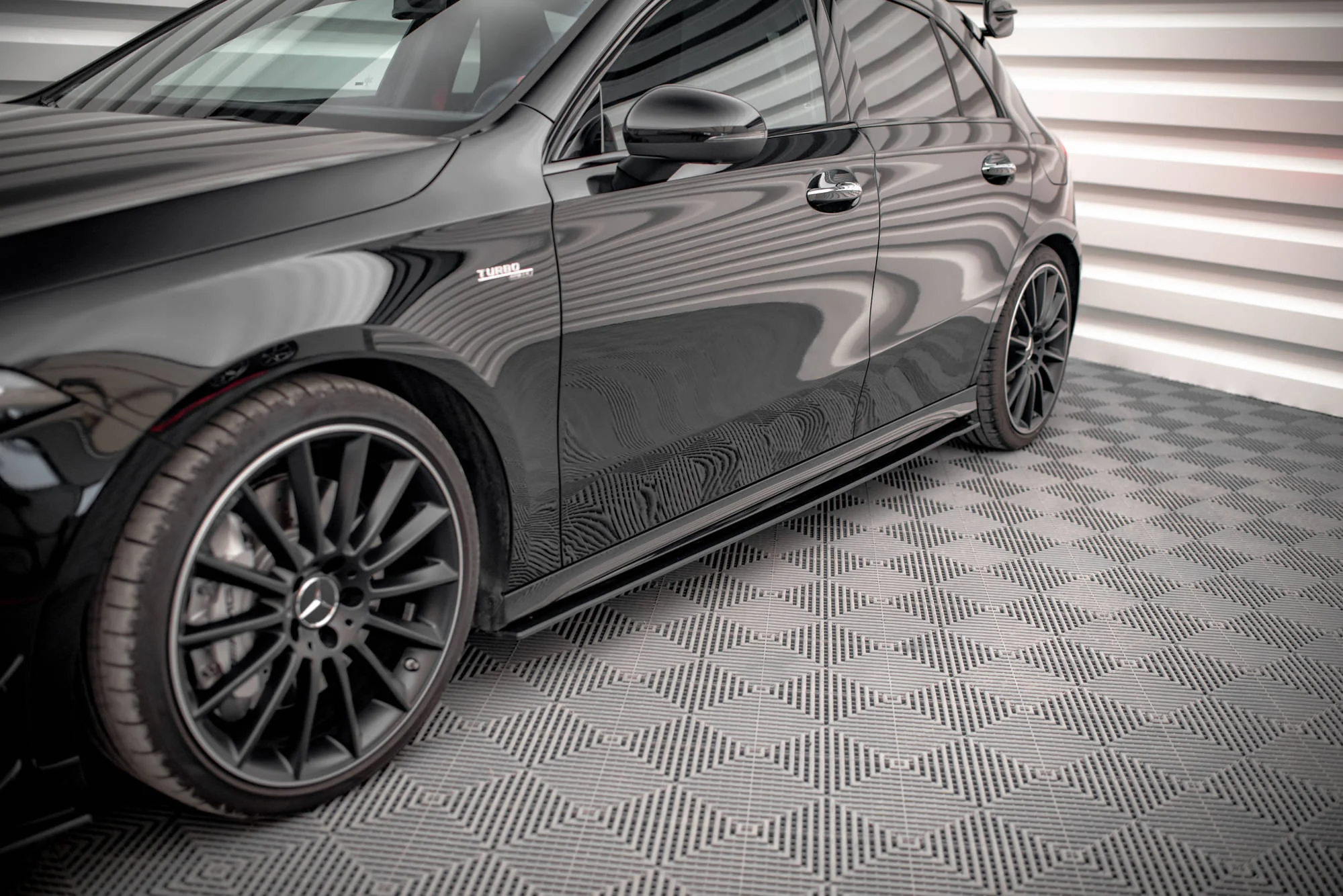 Street Pro Side Skirts Diffusers Mercedes A35 AMG / AMG-Line Aero Pack W177 - Image 4