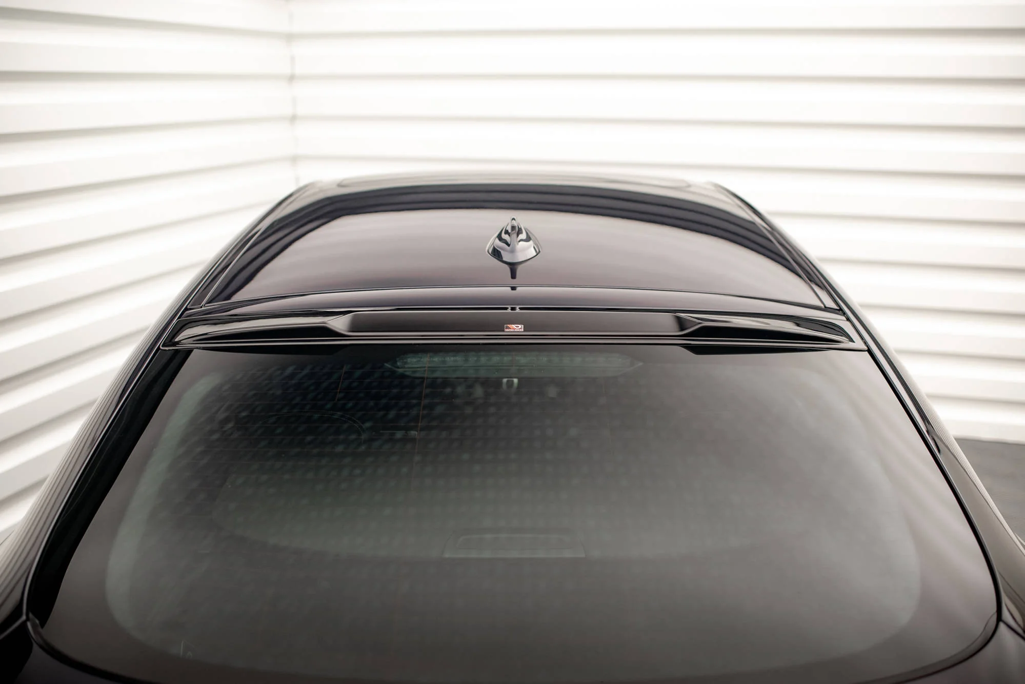 REAR WINDOW EXTENSION BMW X6 M-PACK F16 - Image 3