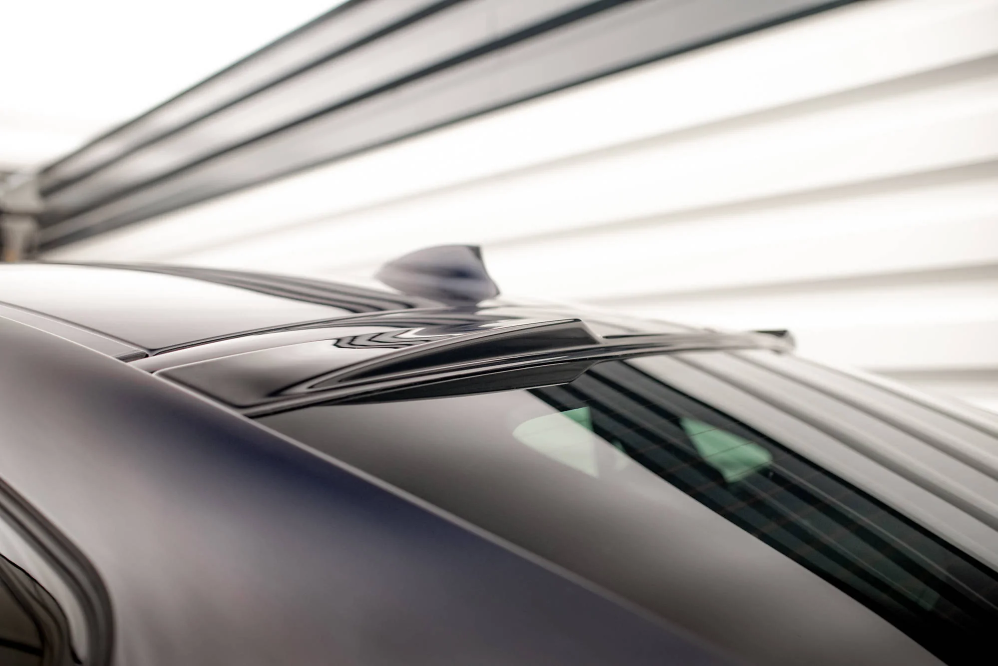 REAR WINDOW EXTENSION BMW X6 M-PACK F16 - Image 6
