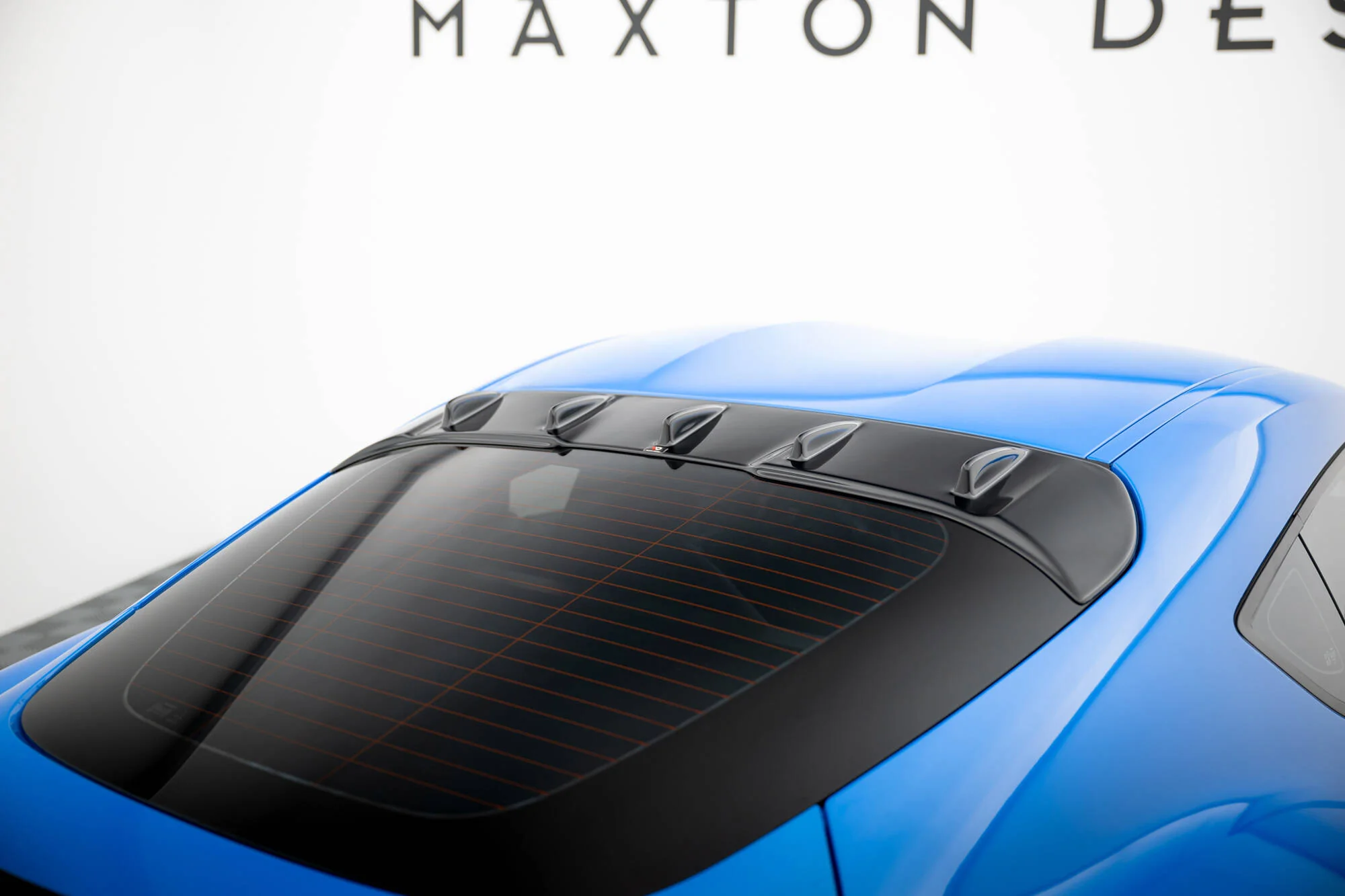 REAR WINDOW EXTENSION TOYOTA SUPRA MK5 - Image 3